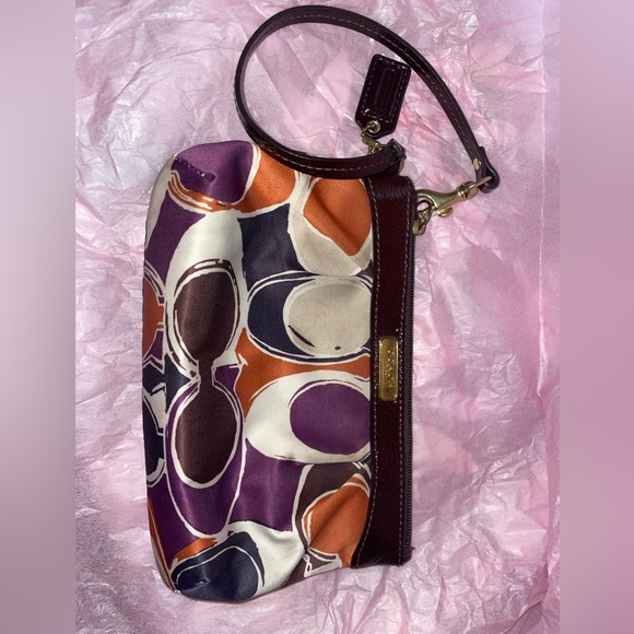 Coach Handbags - Coach Wristlet Purse